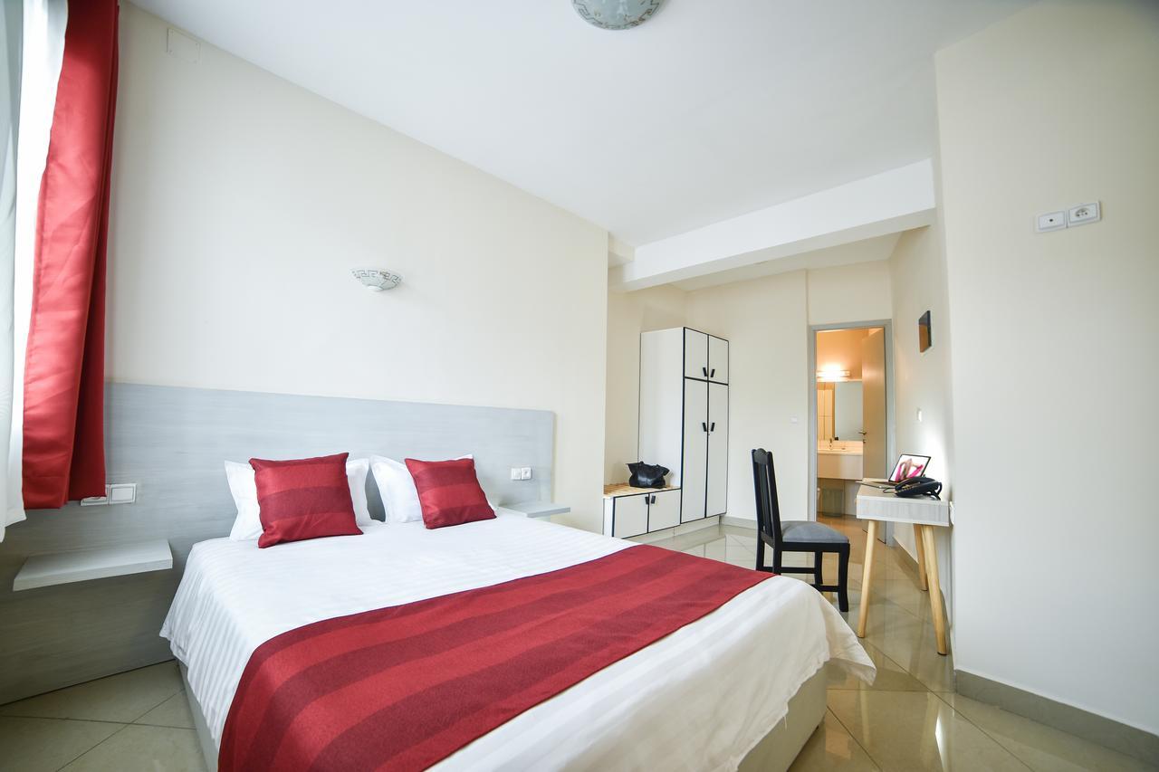 Lova Hotel Ανταναναρίβο Εξωτερικό φωτογραφία